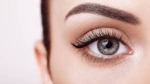 Can You Wear Mascara with Eyelash Extensions?